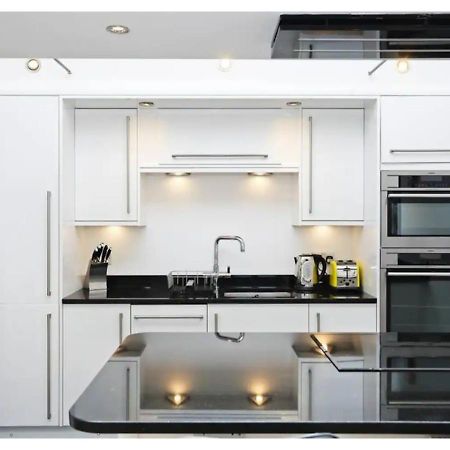דירות אדינבורו Altido Cosy 2-Bed Apt In The Old Town With Mezzanine מראה חיצוני תמונה