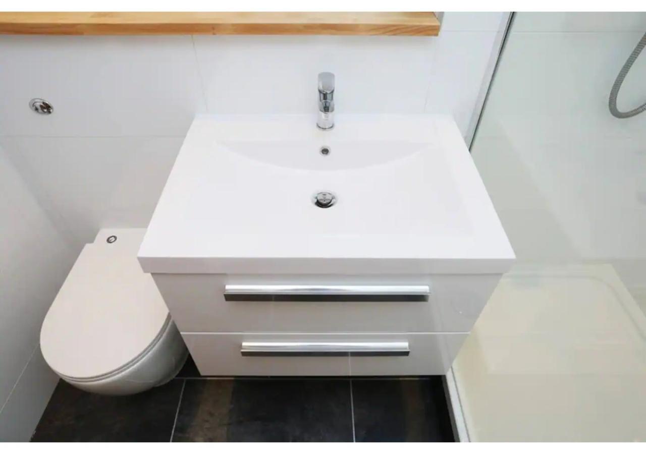 דירות אדינבורו Altido Cosy 2-Bed Apt In The Old Town With Mezzanine מראה חיצוני תמונה